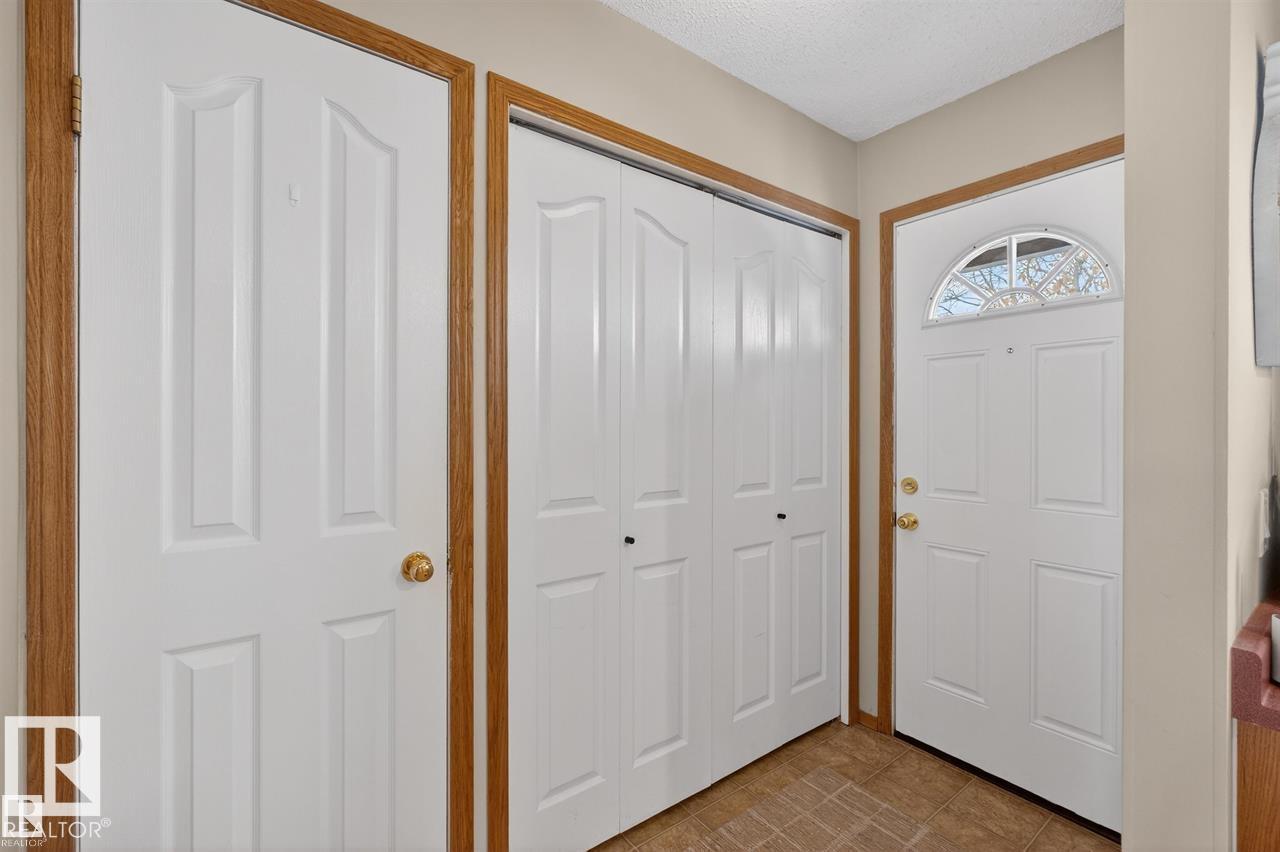 14648 54 St Nw, Edmonton, Alberta  T5A 4L5 - Photo 4 - E4491589