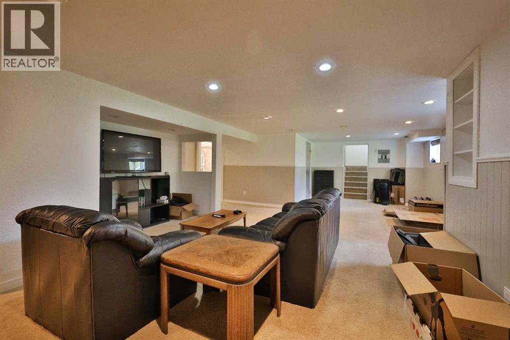 234 S 100 W, Raymond, Alberta  T0K 2S0 - Photo 31 - A2325459