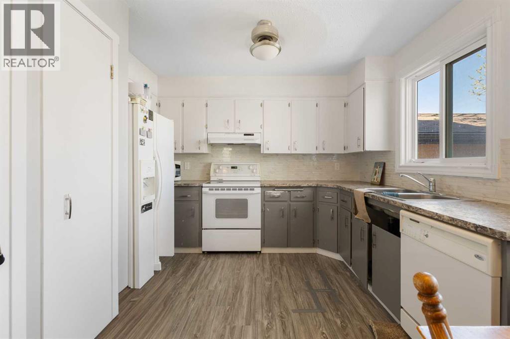 252 Templeview Way NE, Calgary, Alberta  T1Y 3Y9 - Photo 10 - A2317927