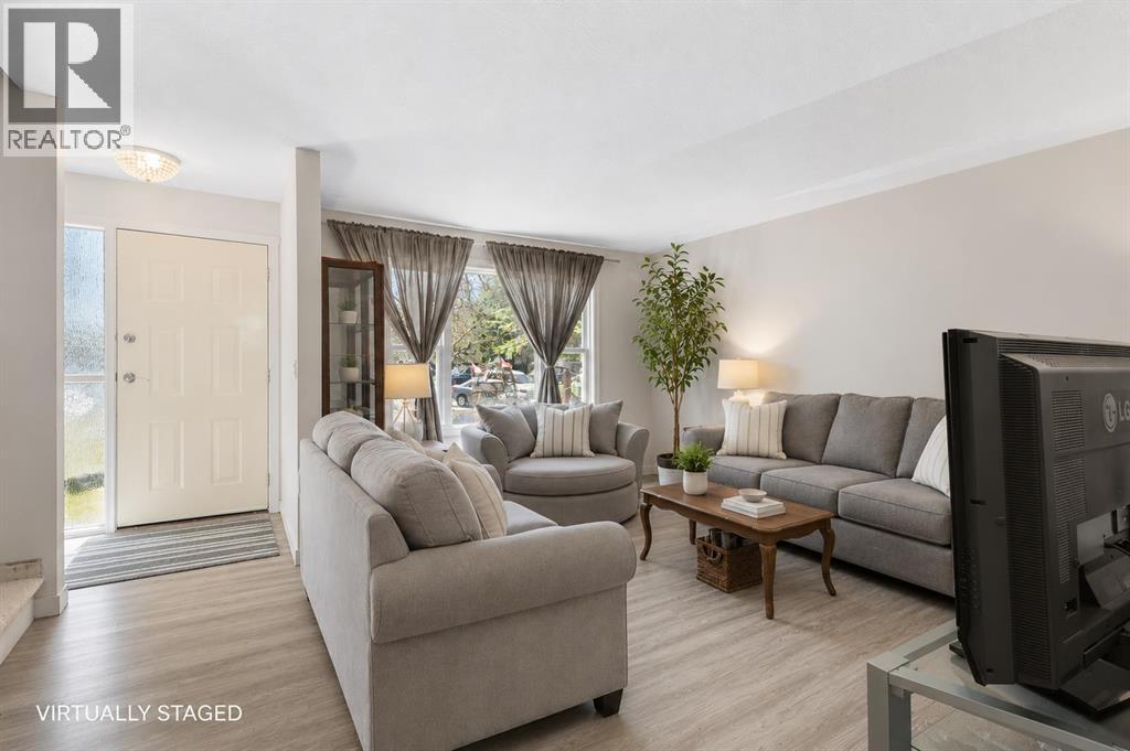 252 Templeview Way NE, Calgary, Alberta  T1Y 3Y9 - Photo 3 - A2317927