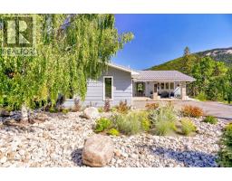 13521 15 Avenue, Blairmore, Alberta