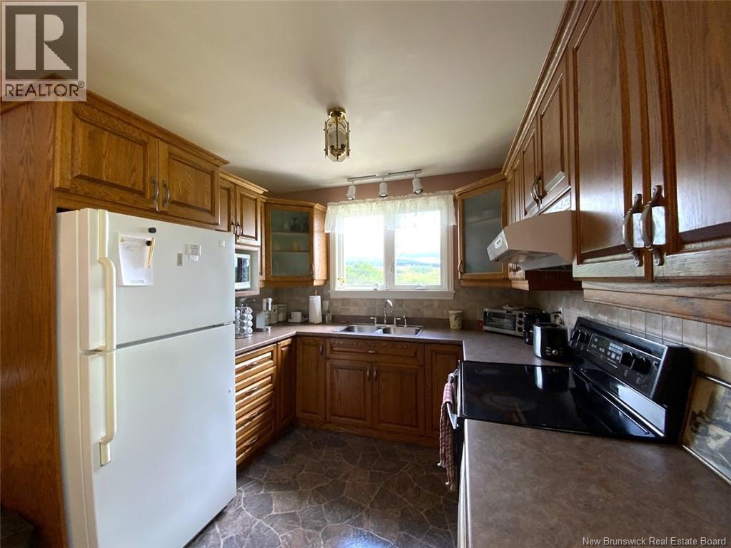 1463 St-François Street, Edmundston, New Brunswick  E3V 3P9 - Photo 4 - NB145310