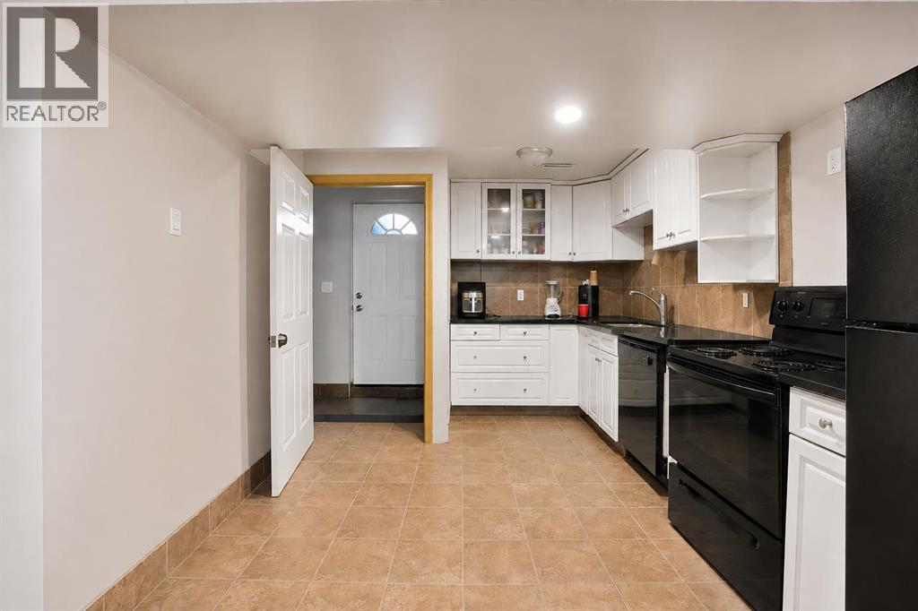 212 Pinetree Place NE, Calgary, Alberta  T1Y 1M3 - Photo 33 - A2330861