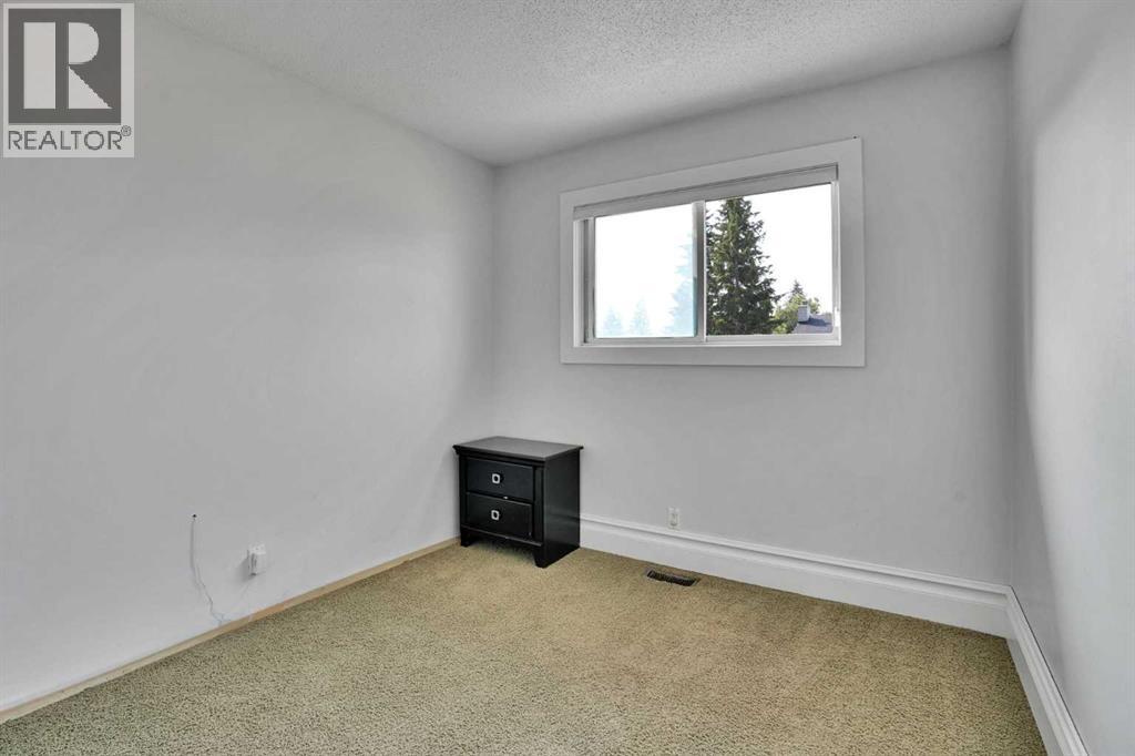 212 Pinetree Place NE, Calgary, Alberta  T1Y 1M3 - Photo 23 - A2330861