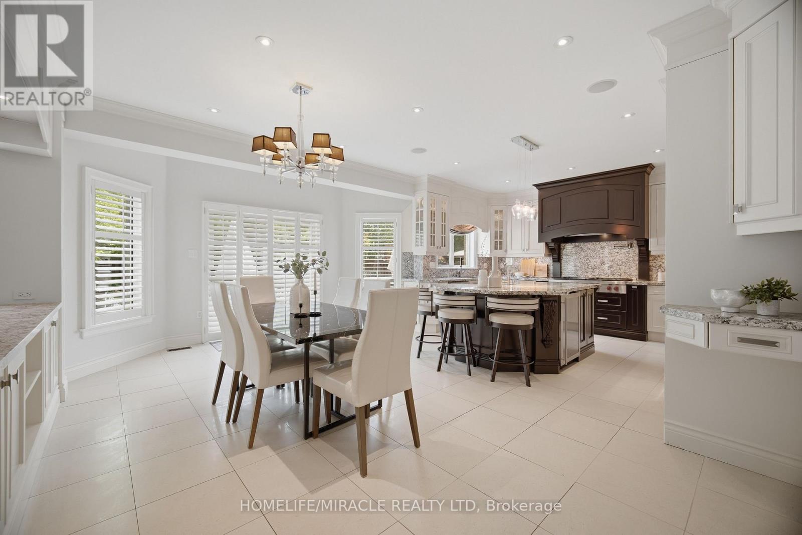 2152 Manor Hill Drive, Mississauga, Ontario  L5M 5H9 - Photo 14 - W13631230
