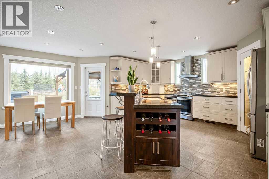 105 Lang Place, Okotoks, Alberta  T1S 1W8 - Photo 16 - A2334007