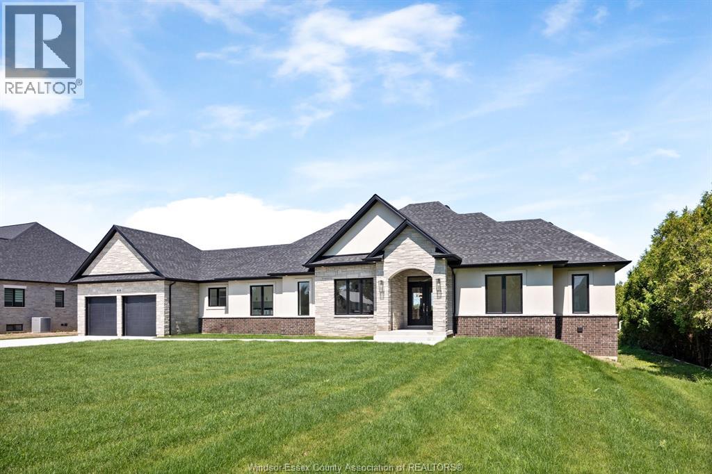 418 County Rd 34, Kingsville, Ontario  N8H 3V6 - Photo 3 - 26018805