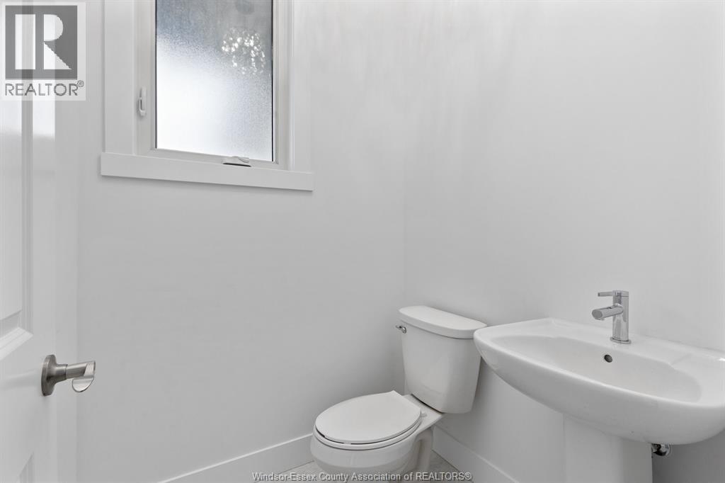 418 County Rd 34, Kingsville, Ontario  N8H 3V6 - Photo 42 - 26018805