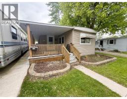 117 STEVEN COURT, Essex, Ontario
