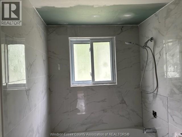 3505 Askin, Windsor, Ontario  N9E 3K1 - Photo 10 - 26018785