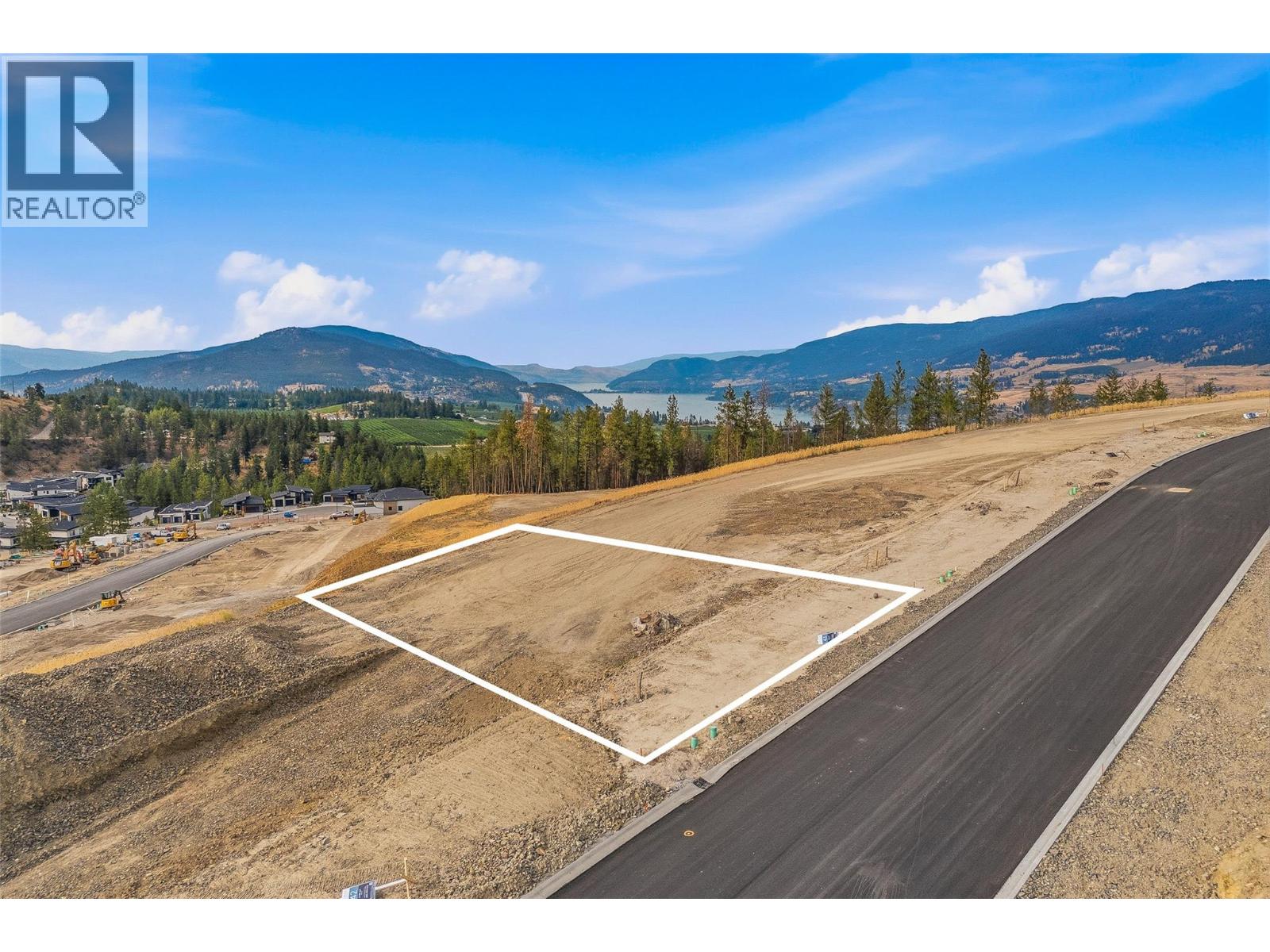 10380 Beacon Hill Drive, Lake Country, British Columbia  V4V 0A9 - Photo 6 - 10395478