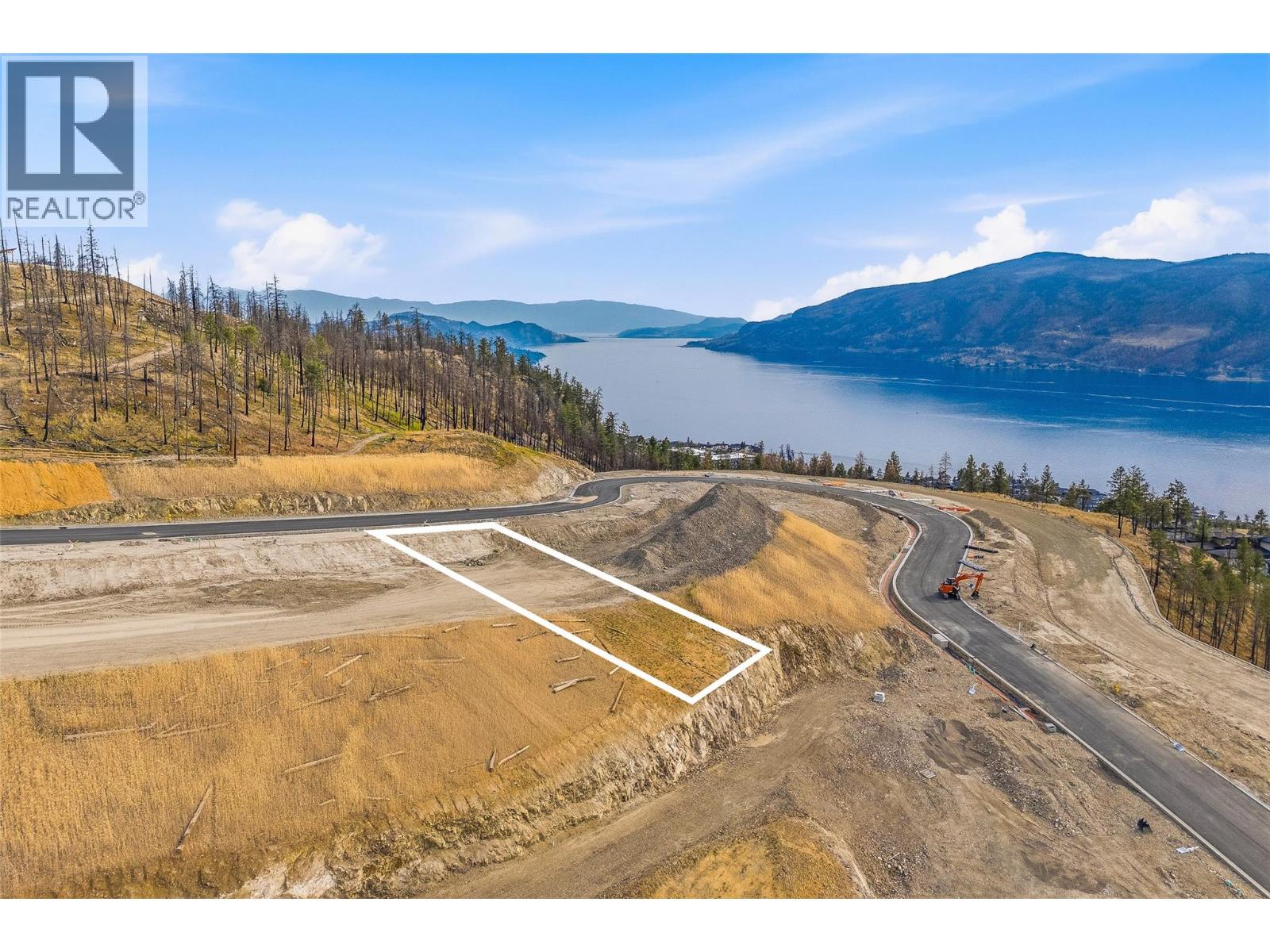 10380 Beacon Hill Drive, Lake Country, British Columbia  V4V 0A9 - Photo 4 - 10395478