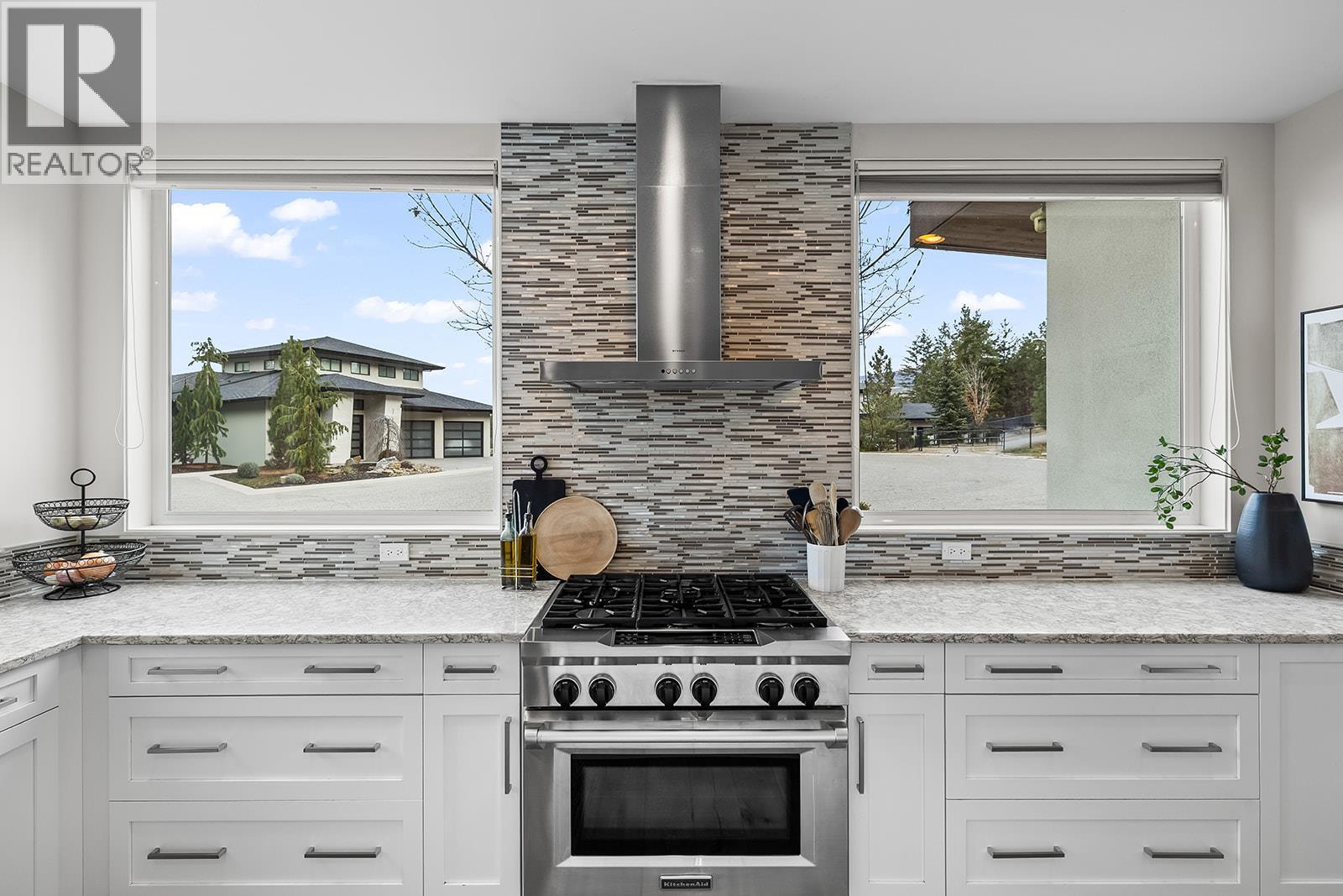 1091 Westpoint Drive, Kelowna, British Columbia  V1W 4Z9 - Photo 38 - 10396713