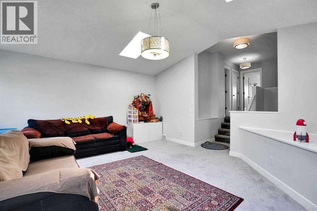 101 Douglas Ridge Circle SE, Calgary, Alberta  T2Z 3B7 - Photo 21 - A2334564