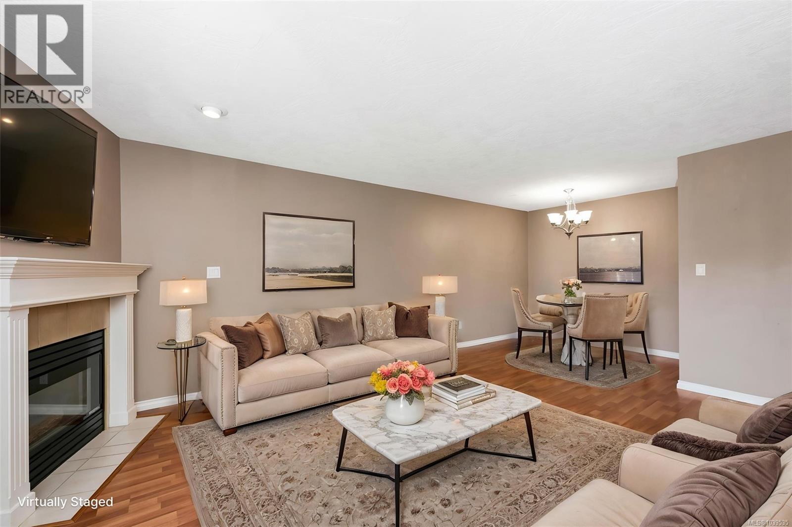 211 898 Vernon Ave, Saanich, British Columbia  V8X 2W6 - Photo 3 - 1039535