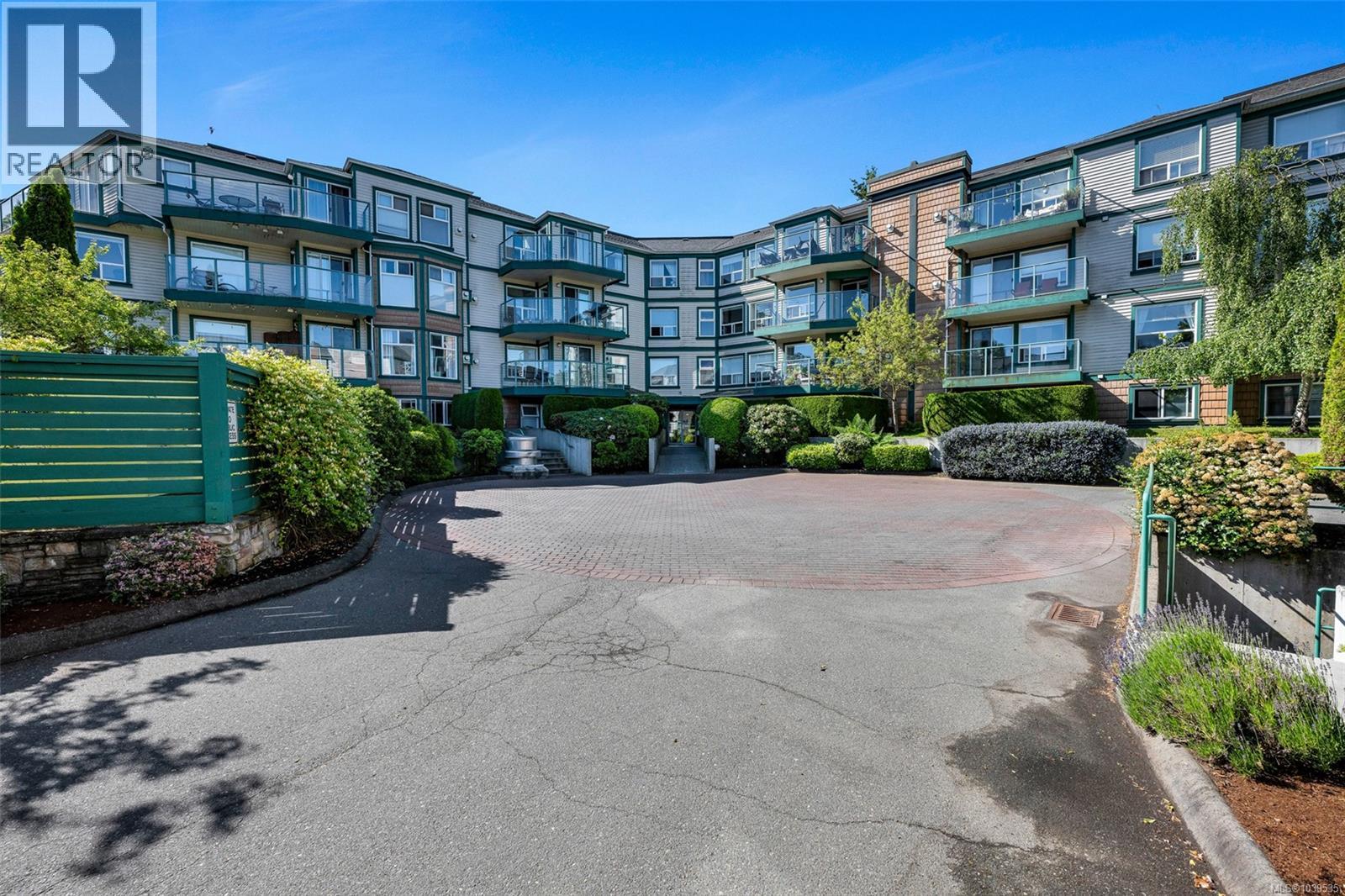 211 898 Vernon Ave, Saanich, British Columbia  V8X 2W6 - Photo 39 - 1039535