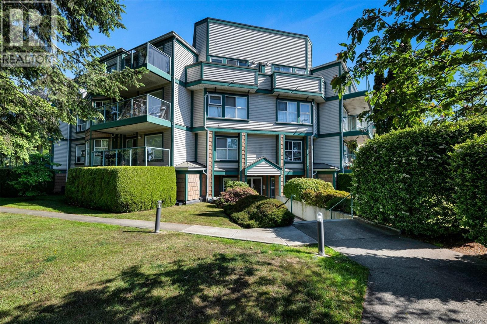 211 898 Vernon Ave, Saanich, British Columbia  V8X 2W6 - Photo 36 - 1039535