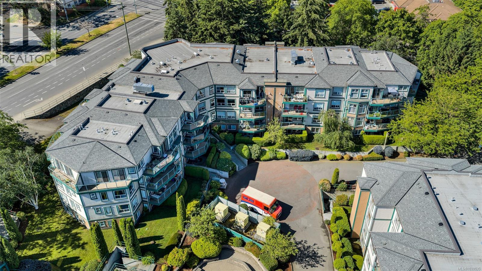 211 898 Vernon Ave, Saanich, British Columbia  V8X 2W6 - Photo 48 - 1039535