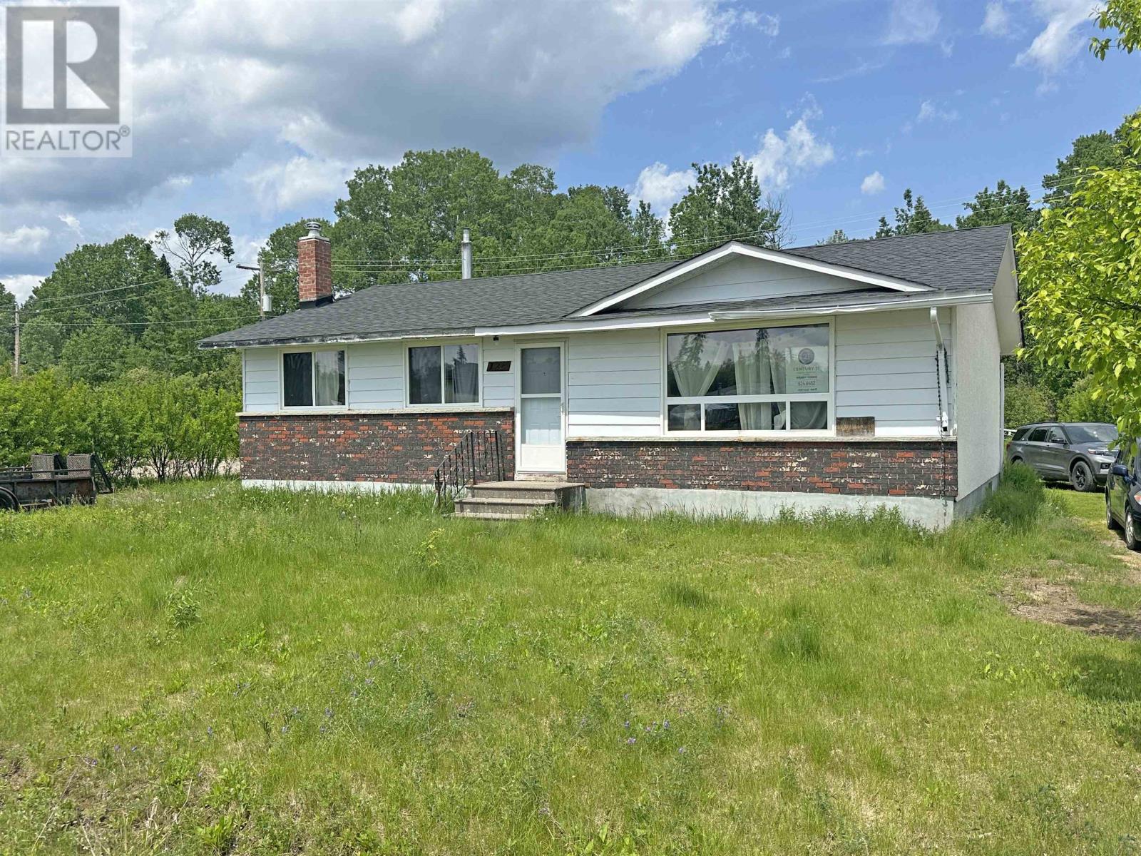 124 Highland Crescent, Nakina, Ontario  P0T 2H0 - Photo 1 - TB253590