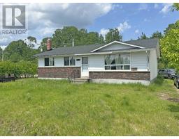 124 Highland Crescent, Nakina, Ontario