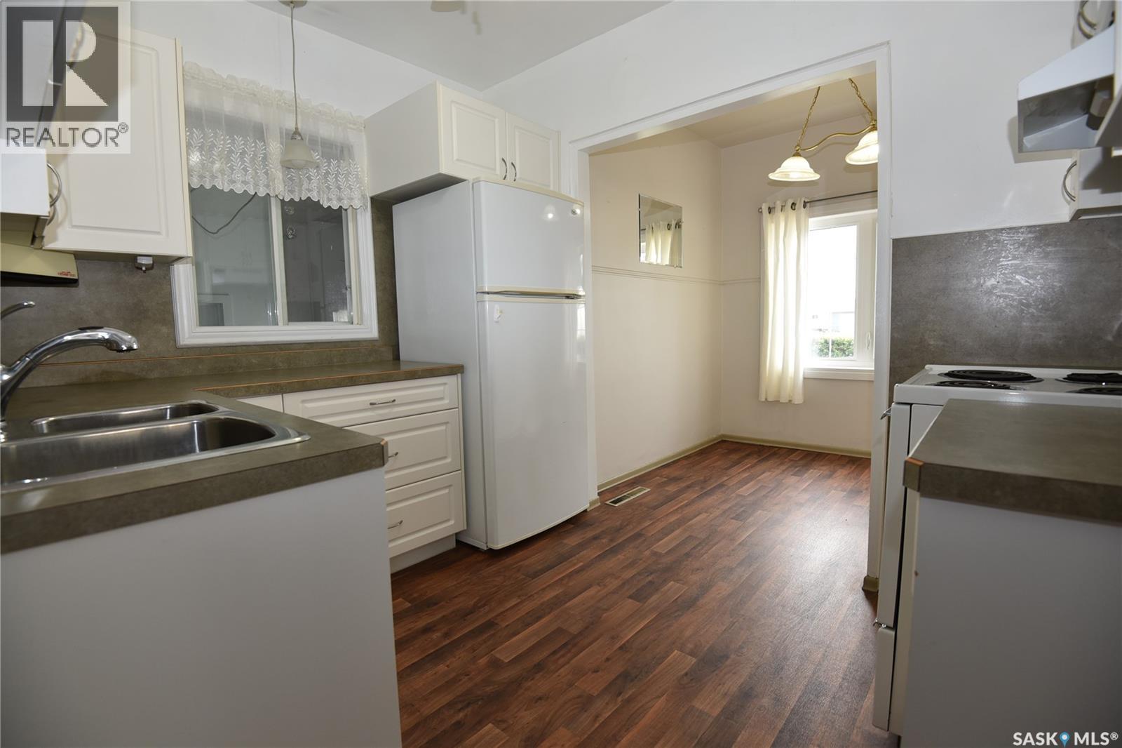 207 Pine Avenue, Nipawin, Saskatchewan  S0E 1E0 - Photo 15 - SK044431