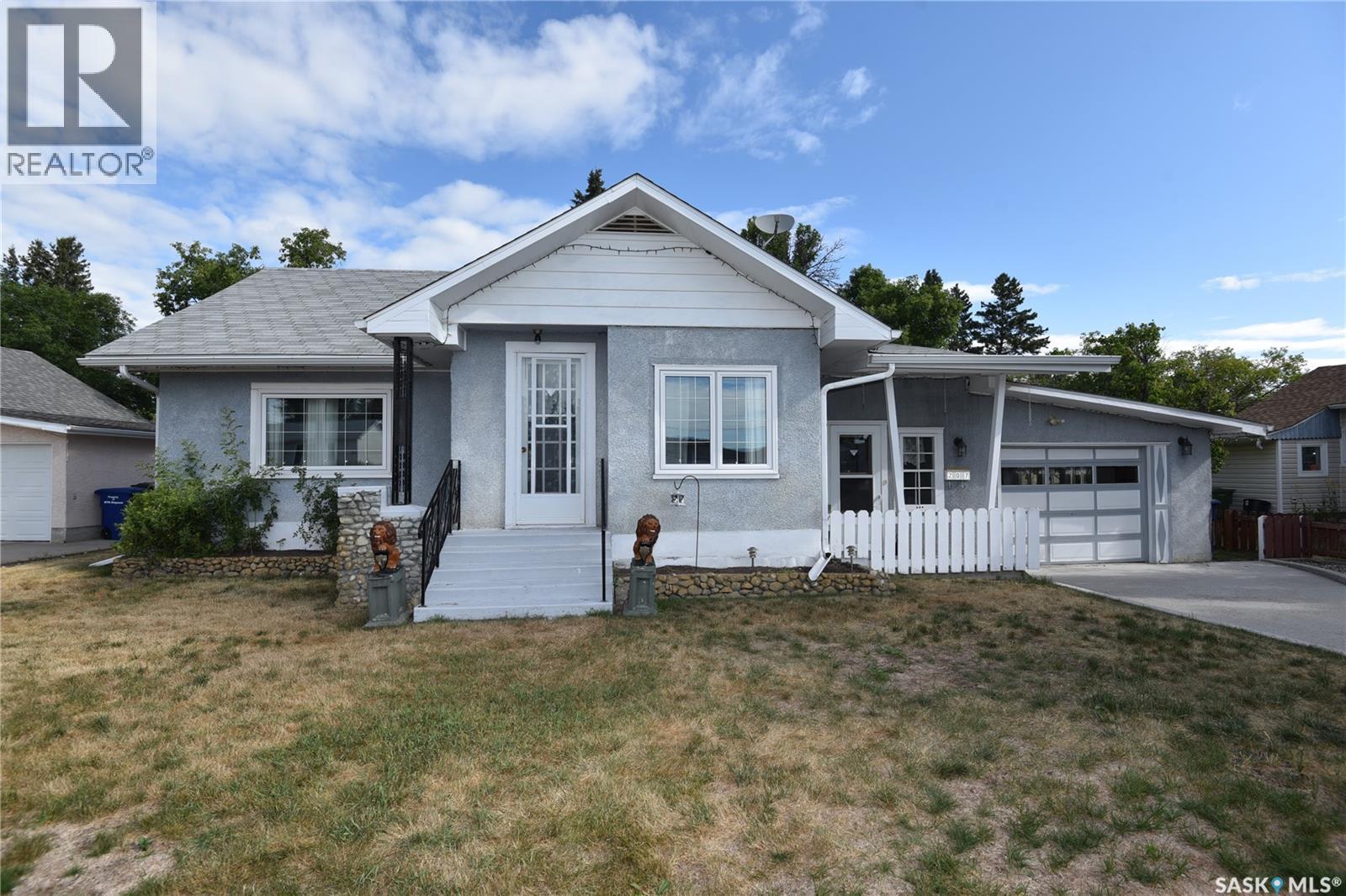 207 Pine Avenue, Nipawin, Saskatchewan  S0E 1E0 - Photo 42 - SK044431