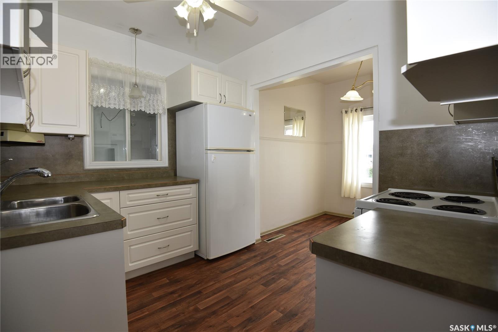 207 Pine Avenue, Nipawin, Saskatchewan  S0E 1E0 - Photo 19 - SK044431
