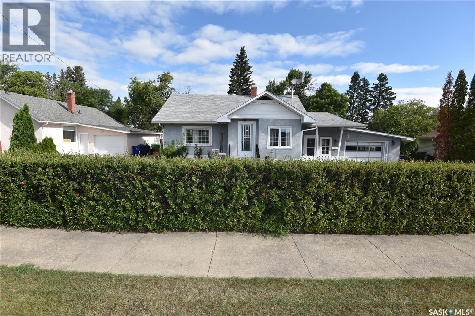 207 Pine Avenue, Nipawin, Saskatchewan  S0E 1E0 - Photo 45 - SK044431