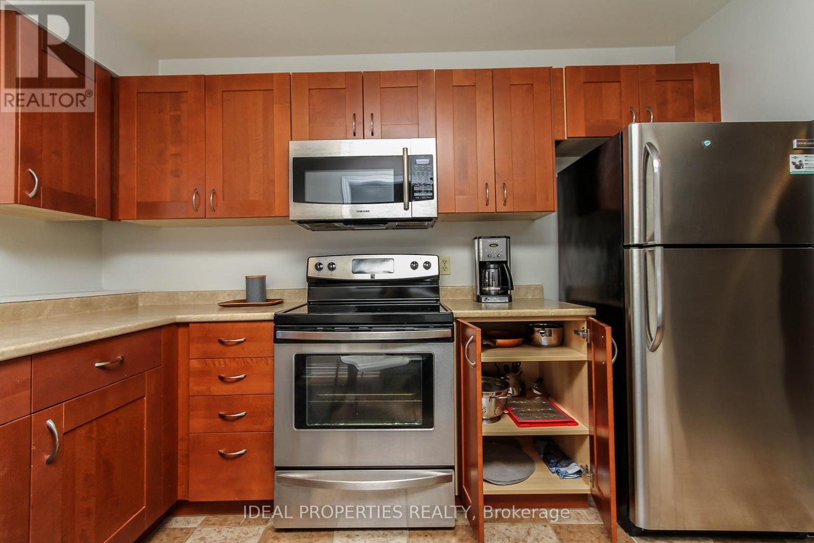 A - 276 Carruthers Avenue, Ottawa, Ontario  K1Y 1N9 - Photo 11 - X13636230