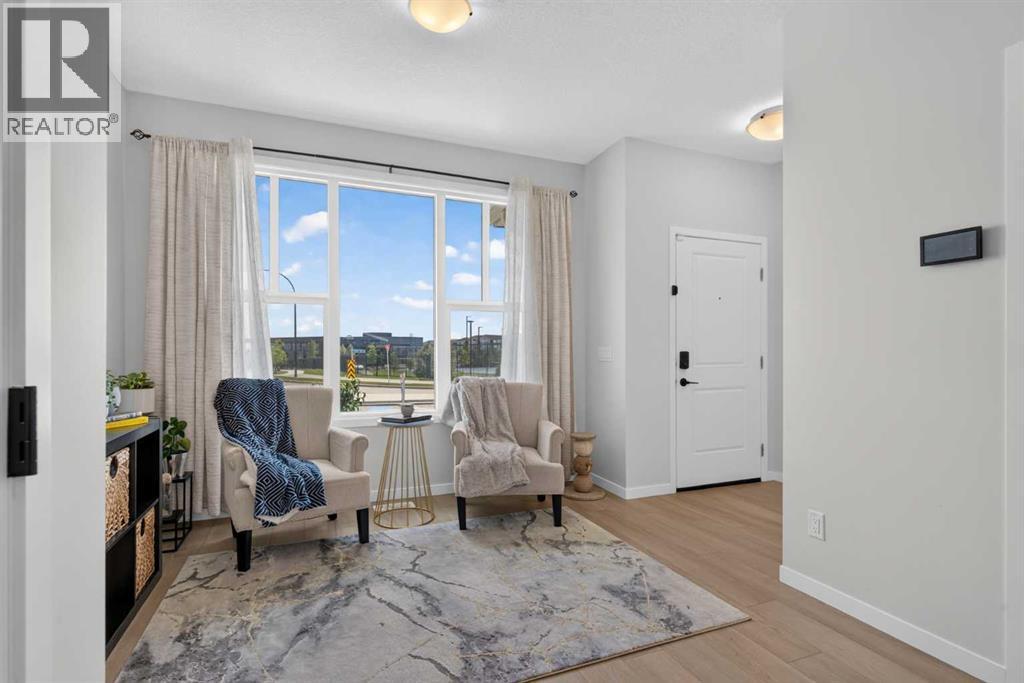 257 Edith Green NW, Calgary, Alberta  T3R 2G3 - Photo 4 - A2323878