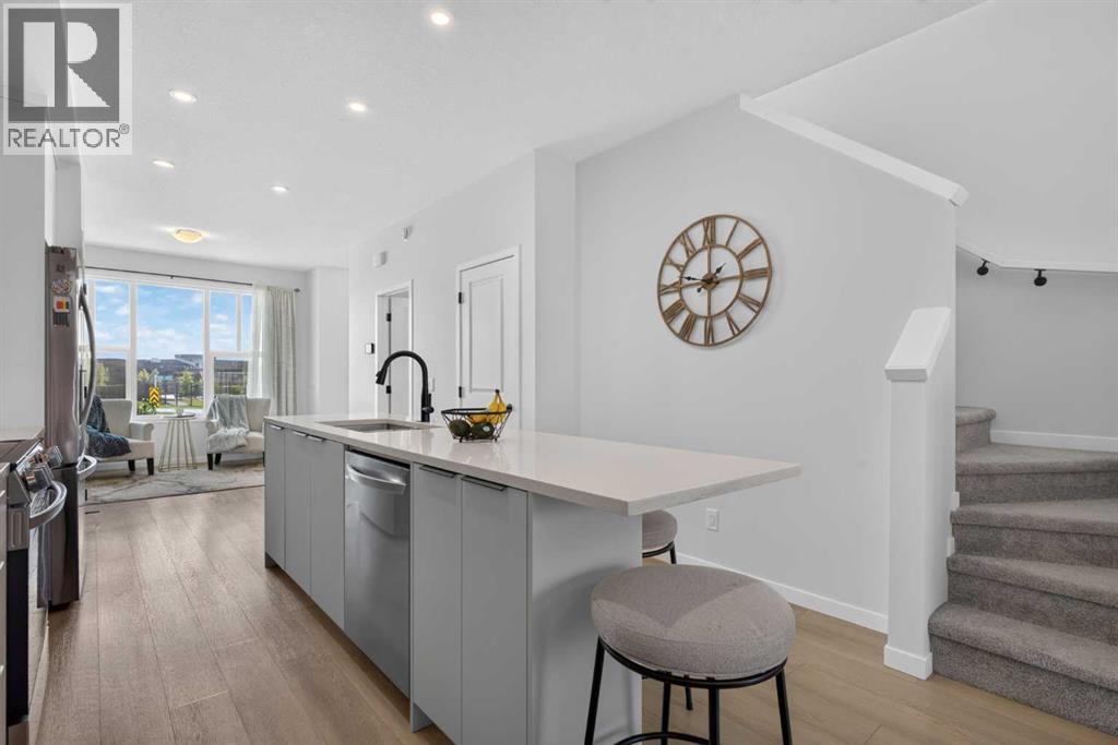 257 Edith Green NW, Calgary, Alberta  T3R 2G3 - Photo 12 - A2323878