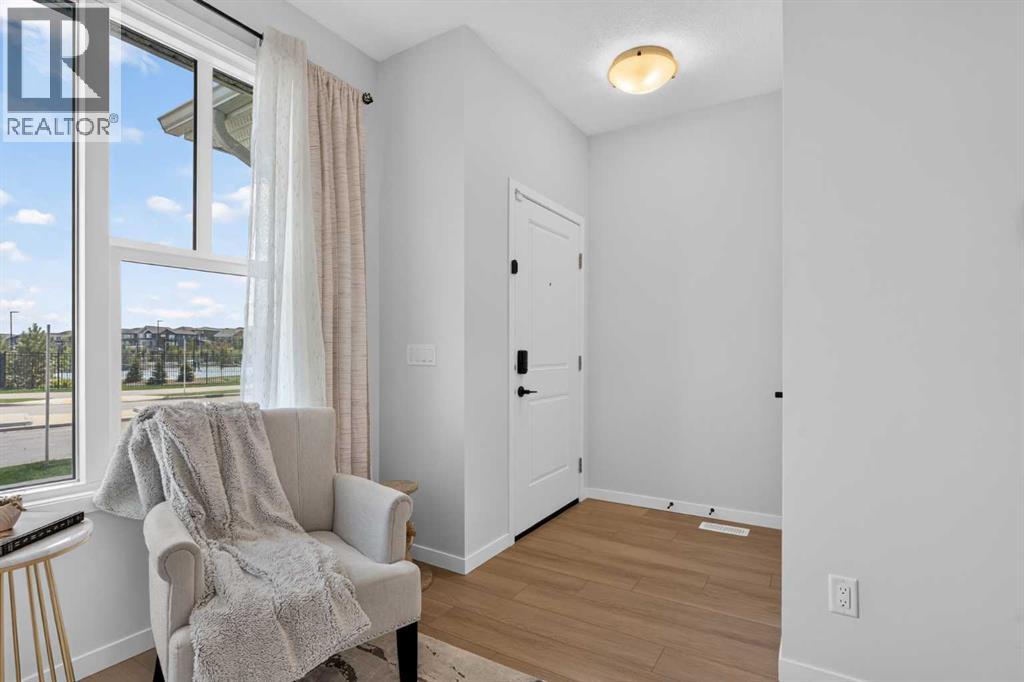 257 Edith Green NW, Calgary, Alberta  T3R 2G3 - Photo 3 - A2323878