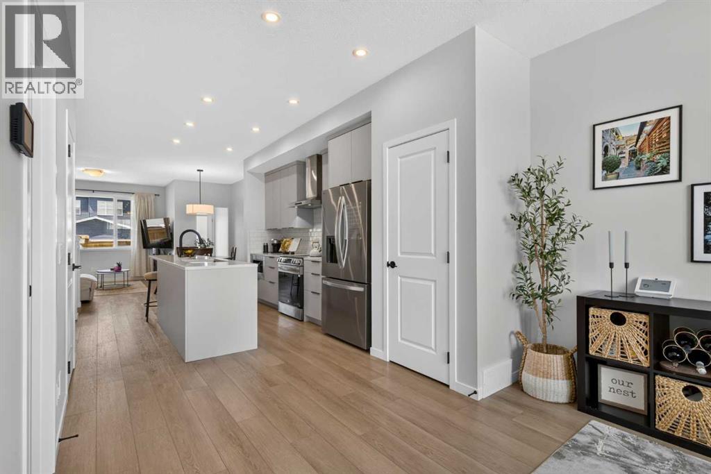 257 Edith Green NW, Calgary, Alberta  T3R 2G3 - Photo 7 - A2323878