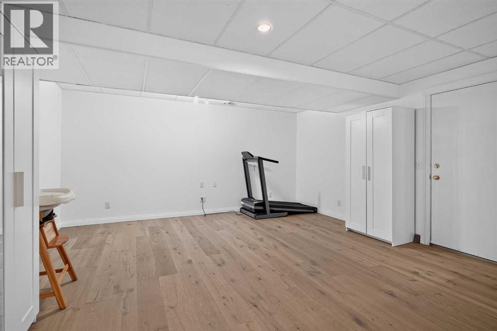 72 Sierra Morena Green SW, Calgary, Alberta  T3H 3E5 - Photo 20 - A2329732