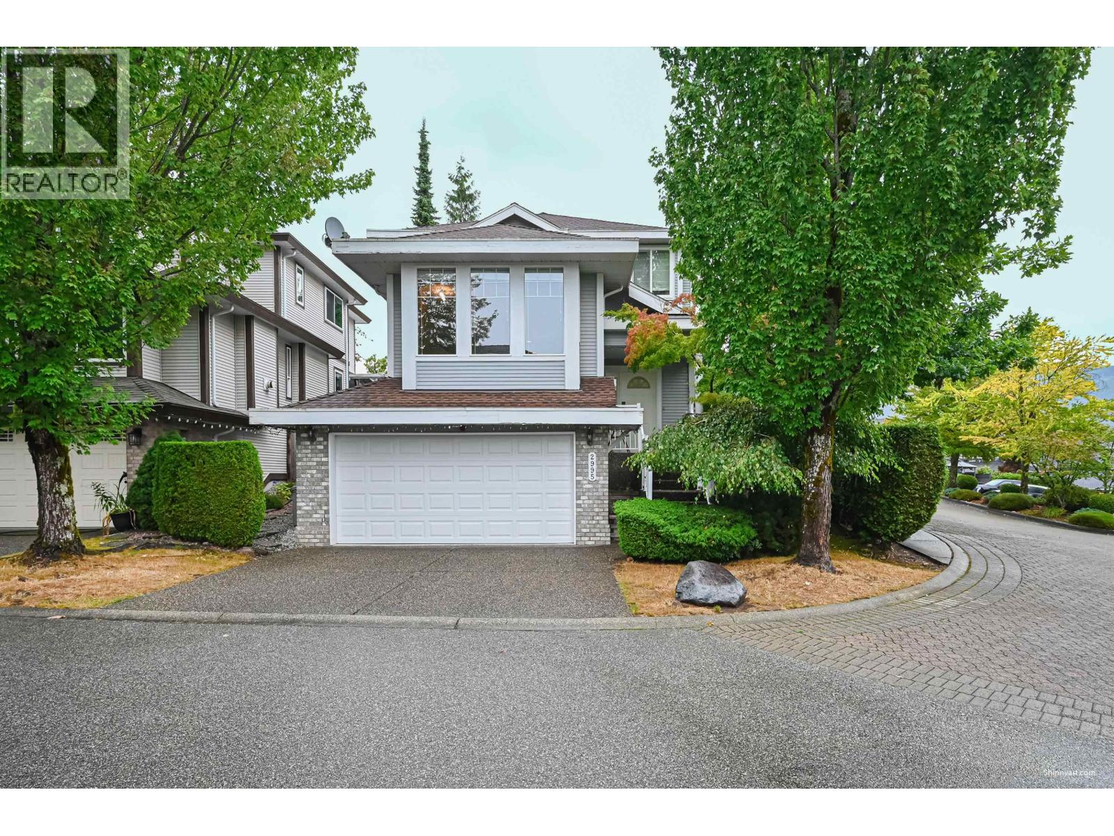 2995 Pinetree Close, Coquitlam, British Columbia  V3E 2Z5 - Photo 2 - R3152192