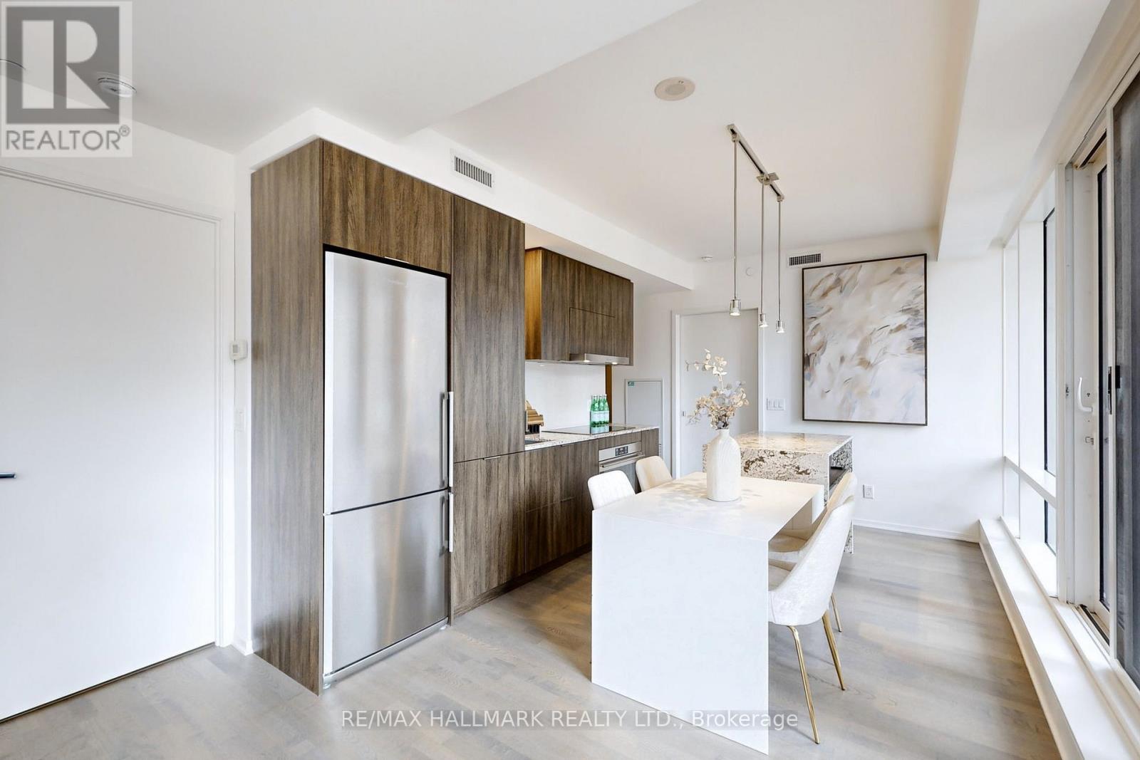 520 - 1 Bloor Street E, Toronto, Ontario  M4W 0A8 - Photo 3 - C13636150