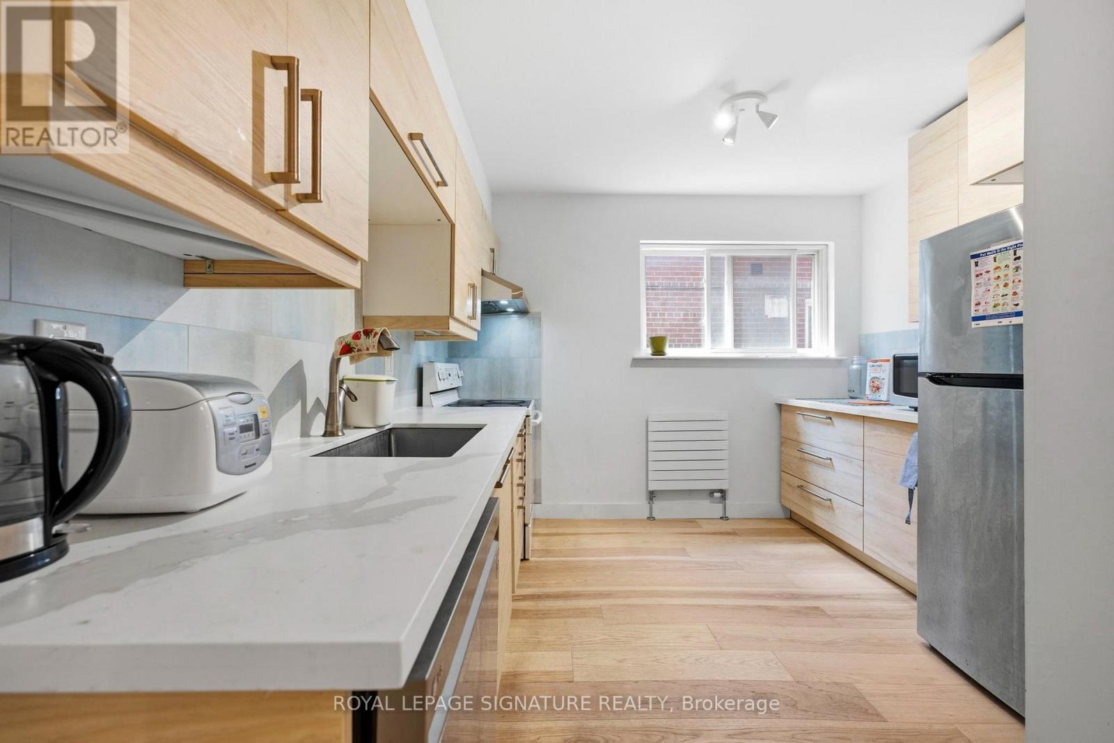 Main - 293 Glenforest Road, Toronto, Ontario  M4N 2A5 - Photo 10 - C13636168