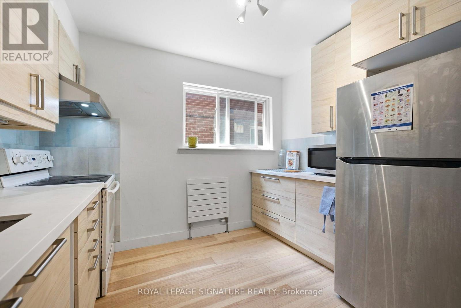 Main - 293 Glenforest Road, Toronto, Ontario  M4N 2A5 - Photo 12 - C13636168