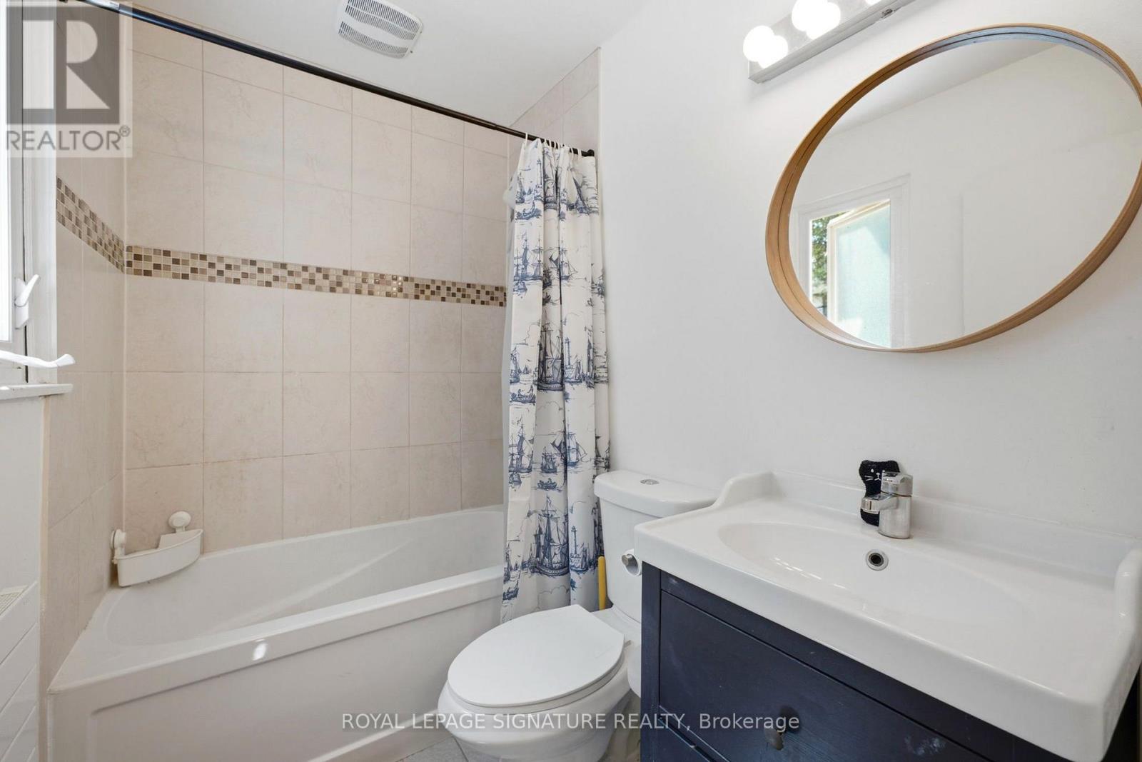 Main - 293 Glenforest Road, Toronto, Ontario  M4N 2A5 - Photo 15 - C13636168