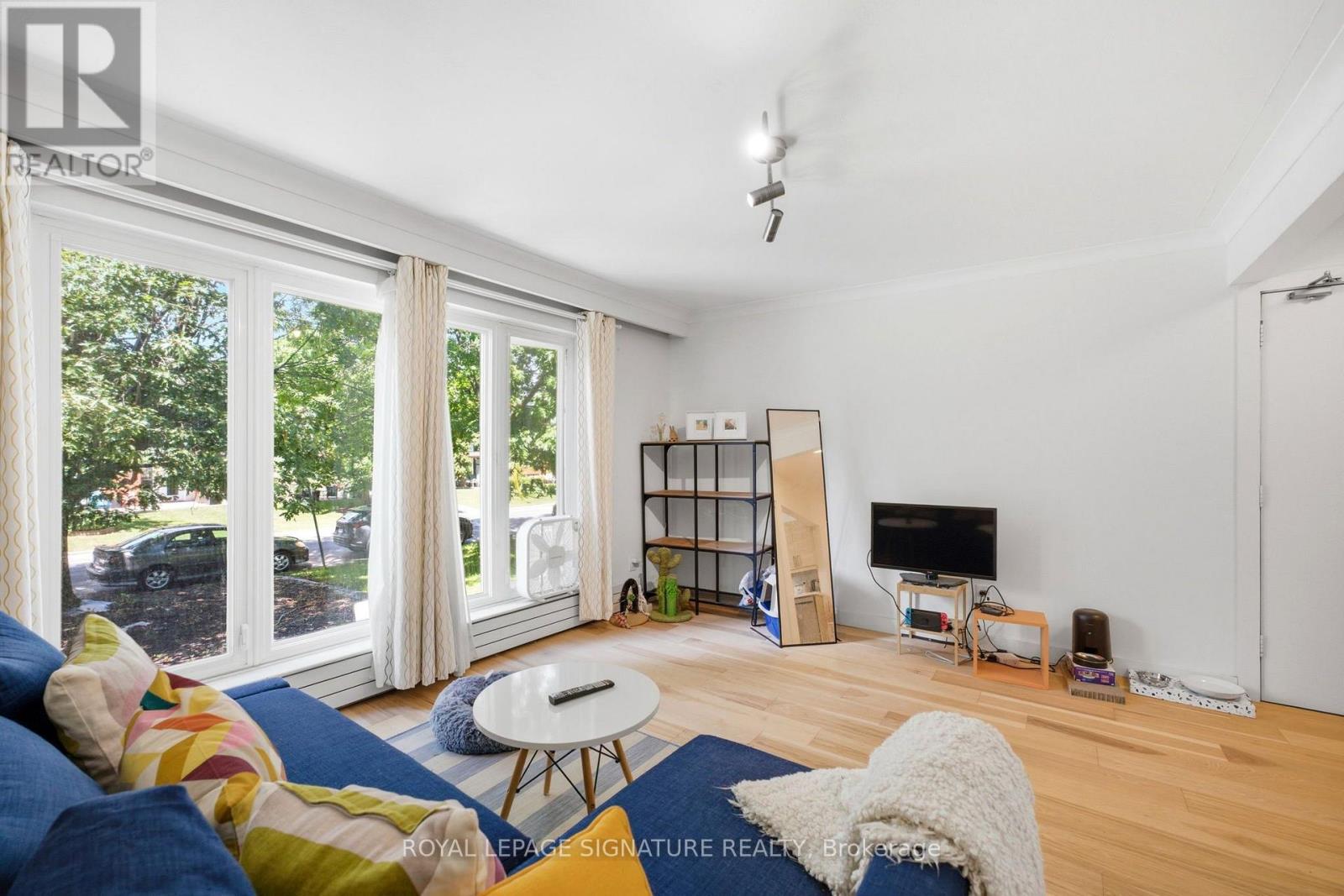 Main - 293 Glenforest Road, Toronto, Ontario  M4N 2A5 - Photo 5 - C13636168