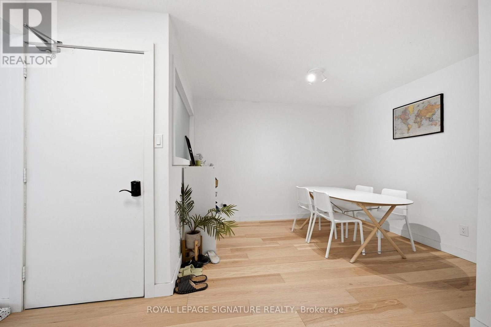 Main - 293 Glenforest Road, Toronto, Ontario  M4N 2A5 - Photo 9 - C13636168