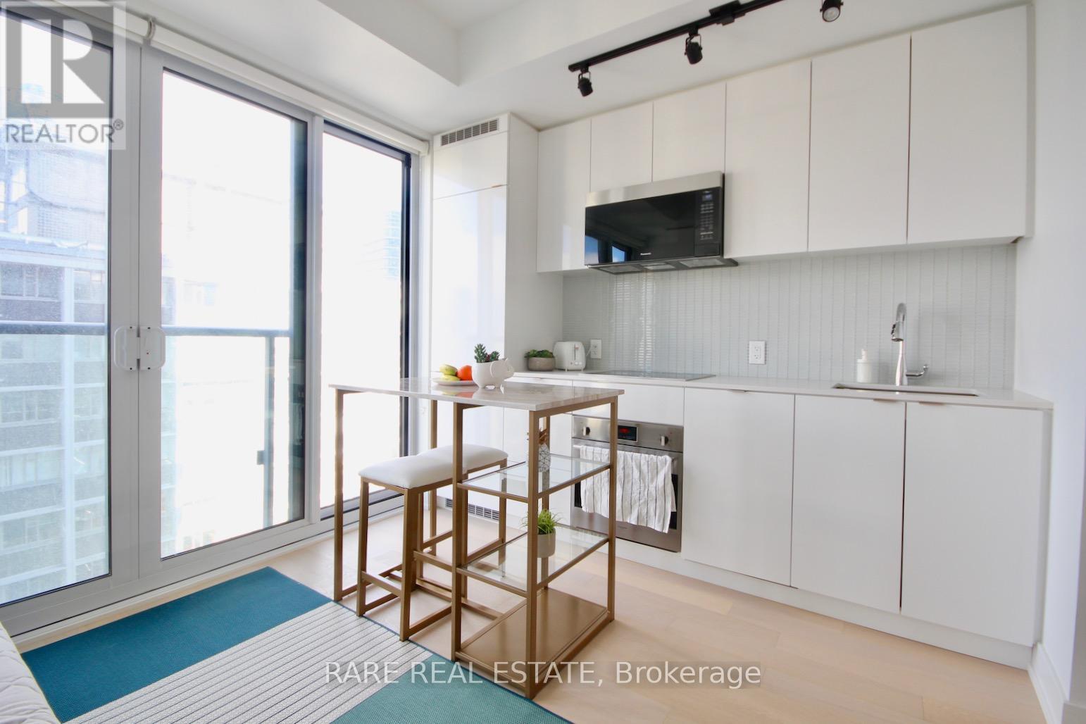 2908 - 7 Grenville Street, Toronto, Ontario  M4Y 1X3 - Photo 3 - C13636278