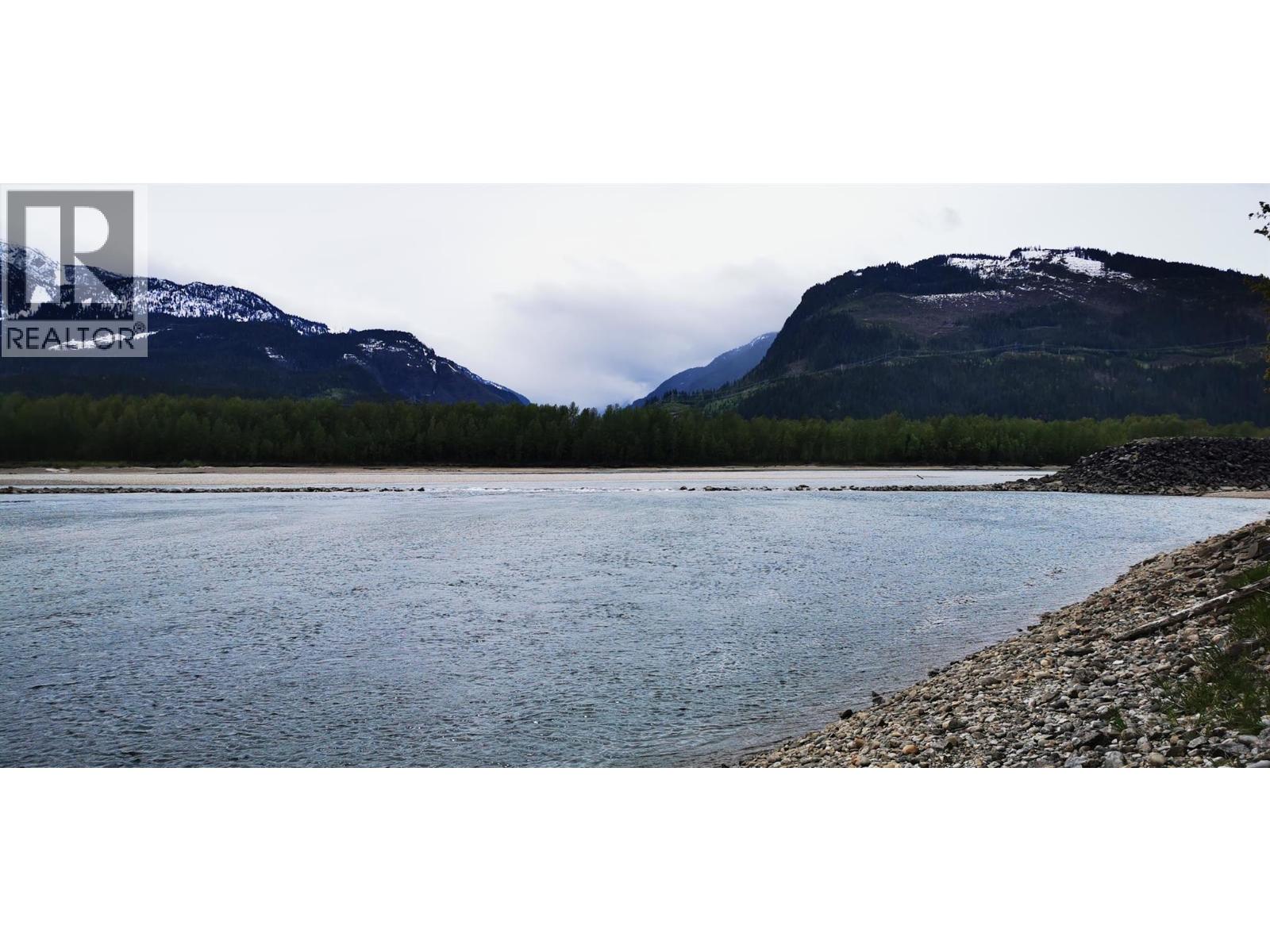 504 Needham Drive, Revelstoke, British Columbia  V0E 2S0 - Photo 14 - 10396783