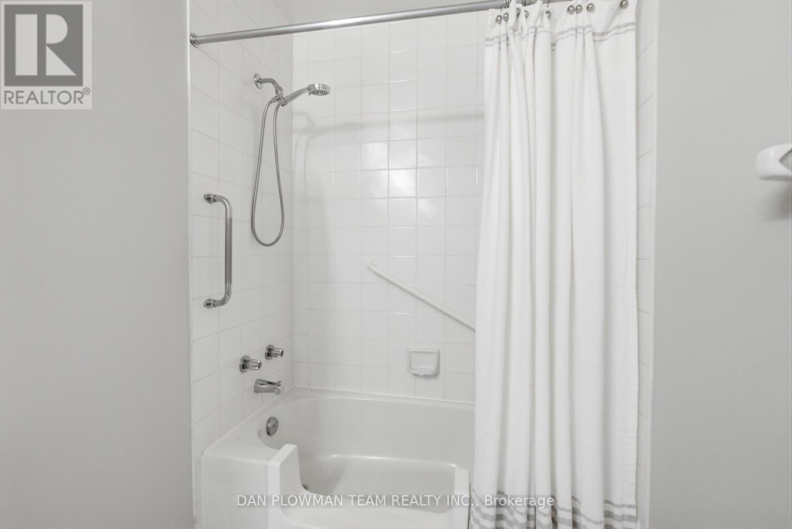 410 - 191 Lake Driveway Drive W, Ajax, Ontario  L1S 7H9 - Photo 19 - E13636144