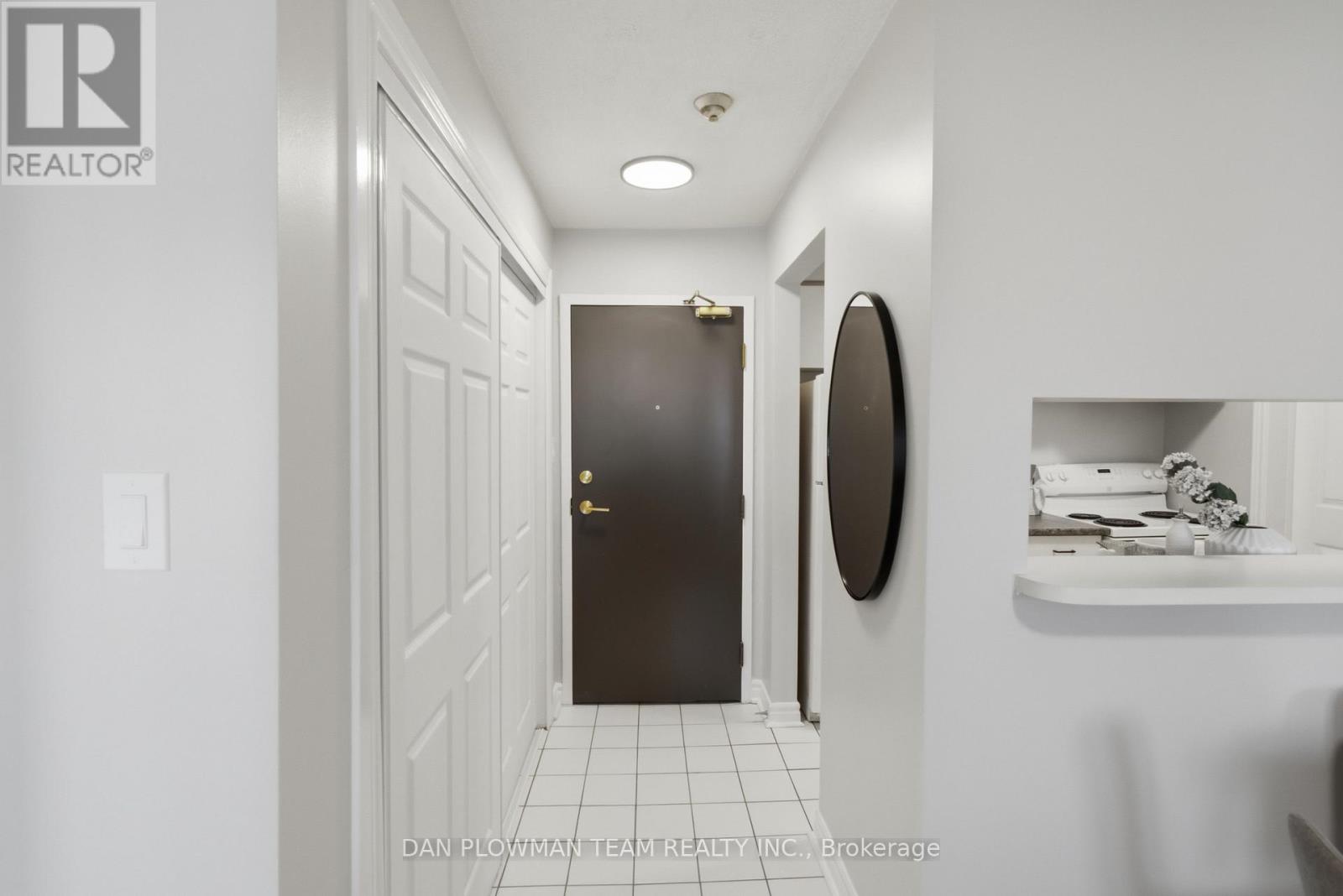 410 - 191 Lake Driveway Drive W, Ajax, Ontario  L1S 7H9 - Photo 4 - E13636144