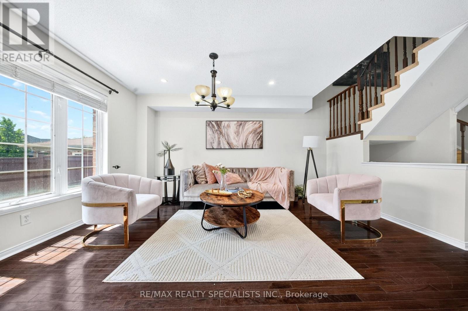 45 Warnford Circle, Ajax, Ontario  L1T 0J7 - Photo 13 - E13636188