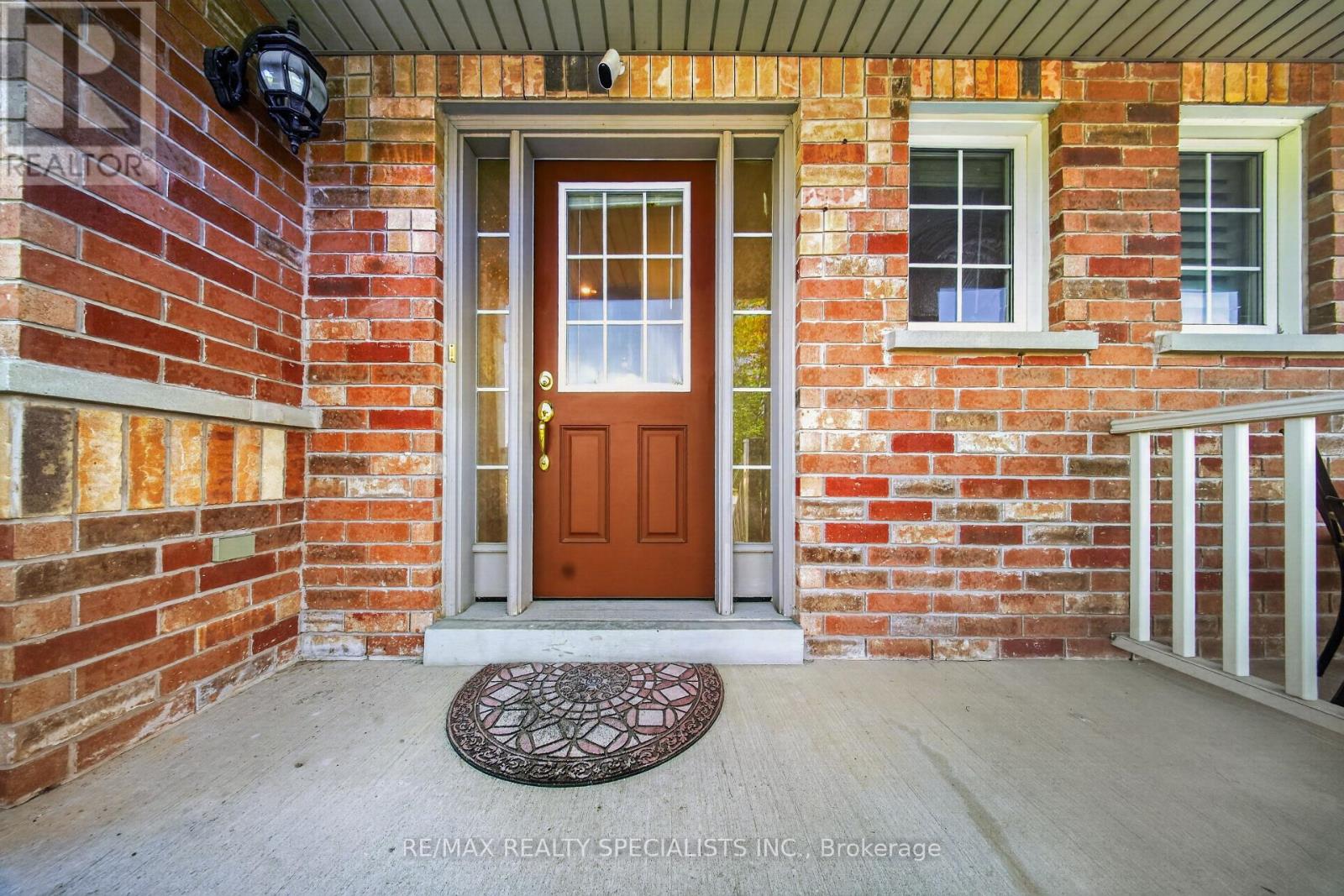 45 Warnford Circle, Ajax, Ontario  L1T 0J7 - Photo 6 - E13636188