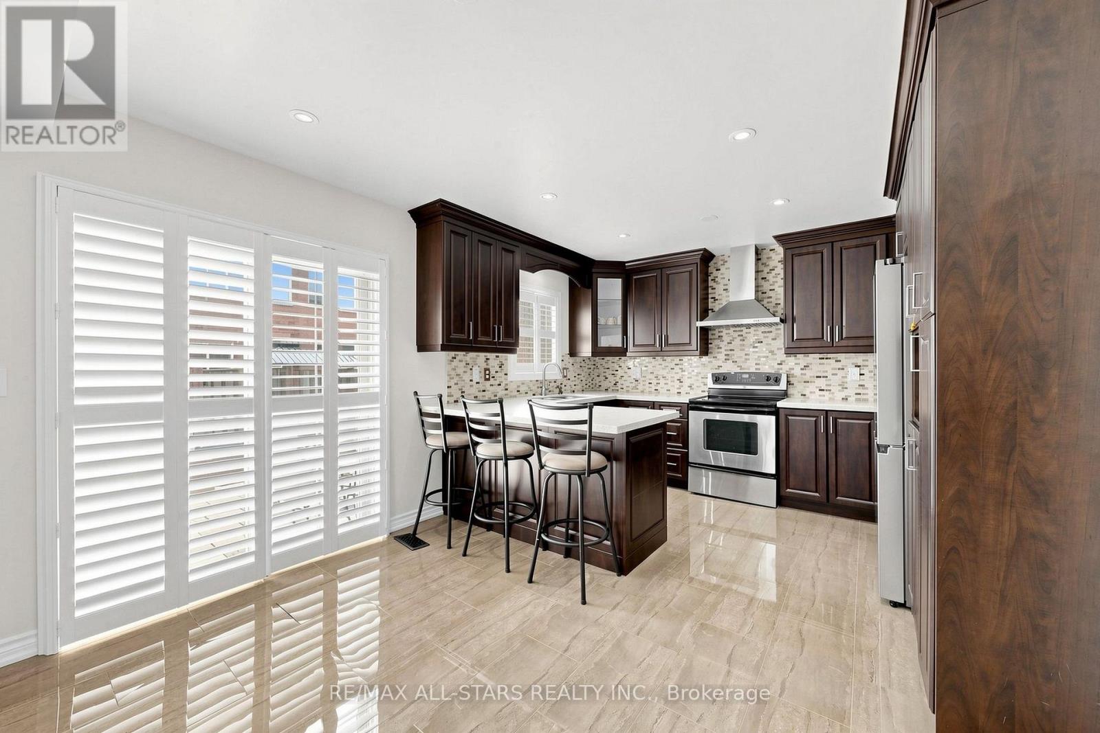 13 Boulderbrook Drive, Toronto, Ontario  M1X 2B9 - Photo 10 - E13636192