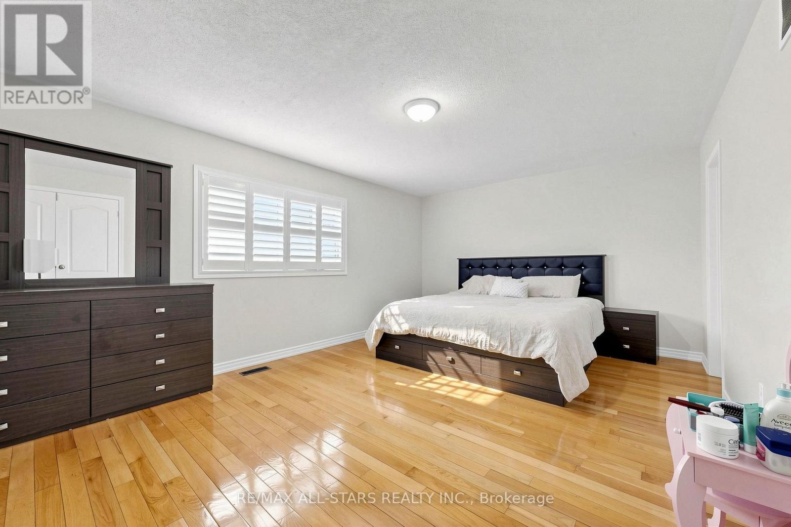 13 Boulderbrook Drive, Toronto, Ontario  M1X 2B9 - Photo 14 - E13636192