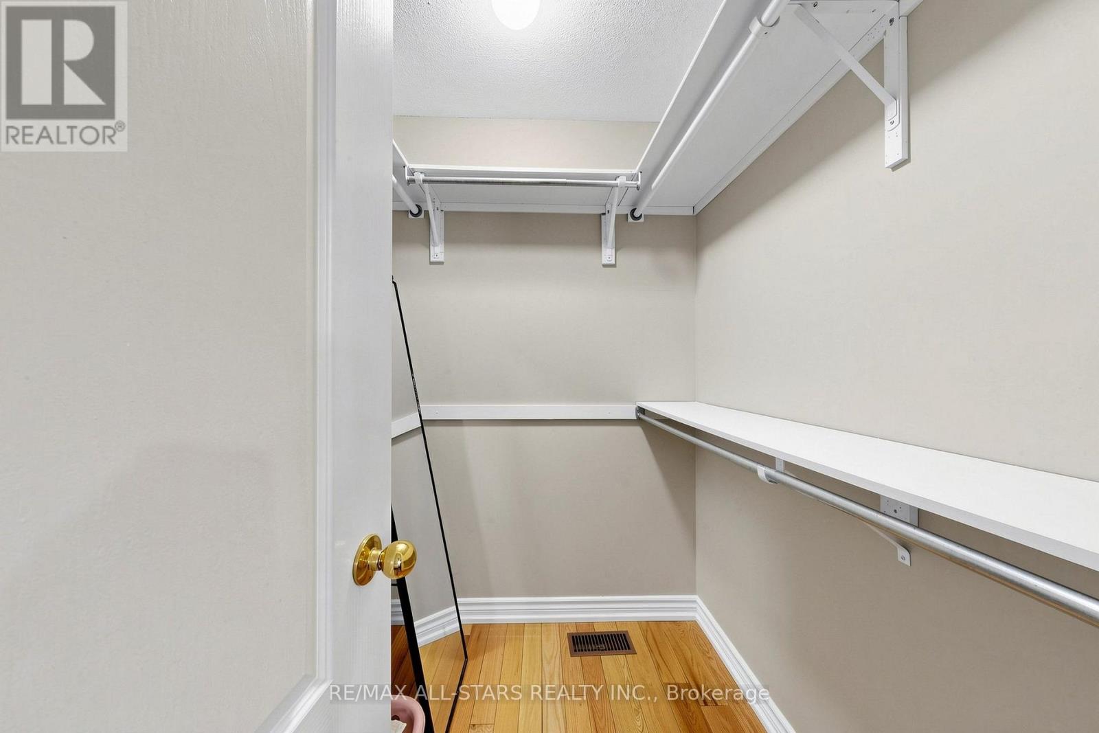 13 Boulderbrook Drive, Toronto, Ontario  M1X 2B9 - Photo 16 - E13636192